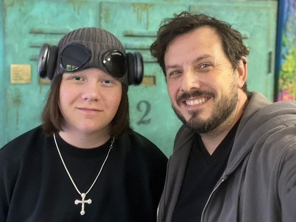 Porträt von Podcastgästen Eloy und Daniel Kauer